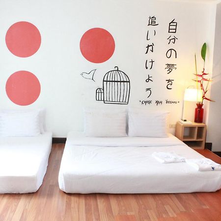 Mook Anda Hotel Phuket Екстериор снимка