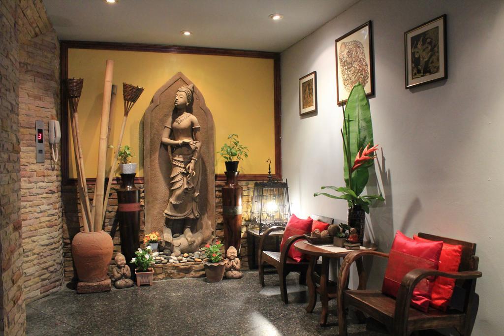 Mook Anda Hotel Phuket Екстериор снимка