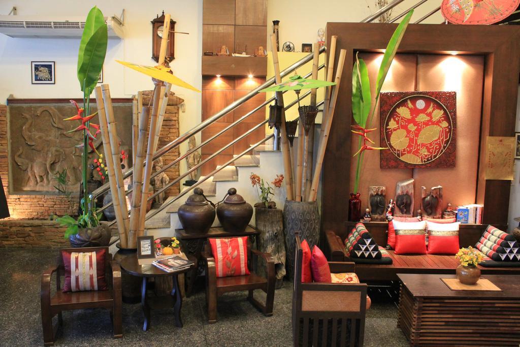 Mook Anda Hotel Phuket Екстериор снимка