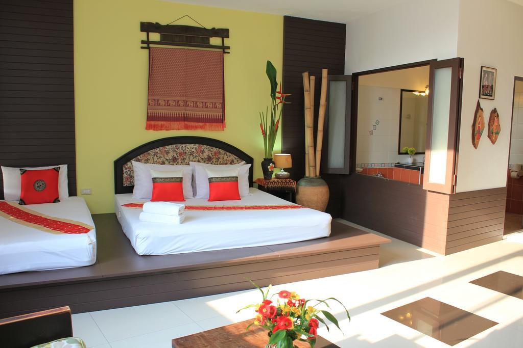 Mook Anda Hotel Phuket Екстериор снимка