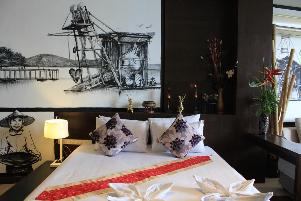 Mook Anda Hotel Phuket Екстериор снимка