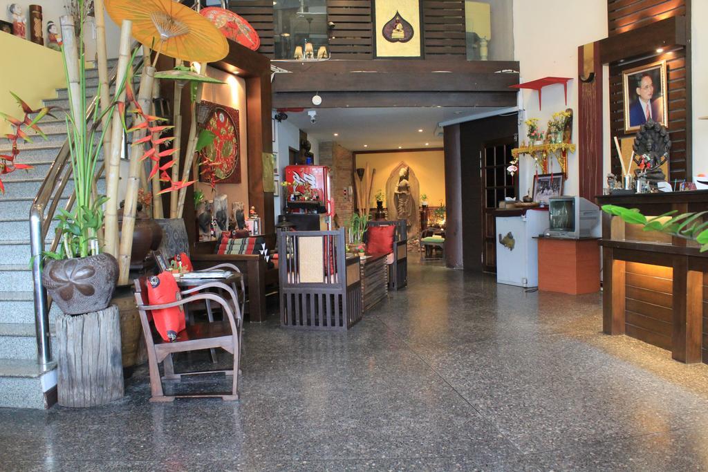 Mook Anda Hotel Phuket Екстериор снимка